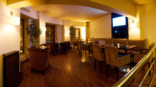 Zvon Café Decebal
