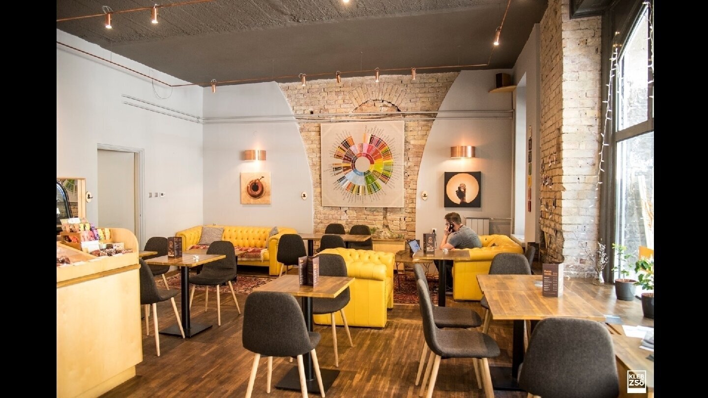 <span class="translation_missing" title="translation missing: en.meta.location_title, location_name: Mantra Specialty Coffee Minibar, city: Budapest">Location Title</span>