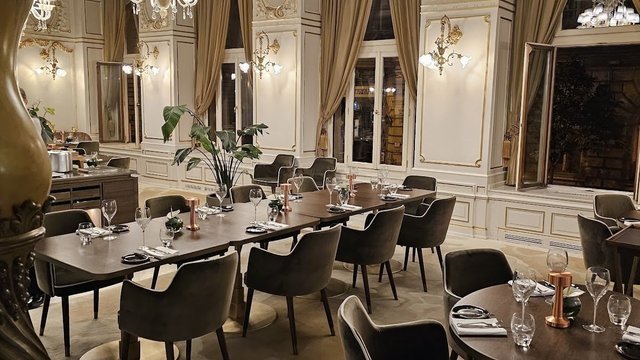 New York Café