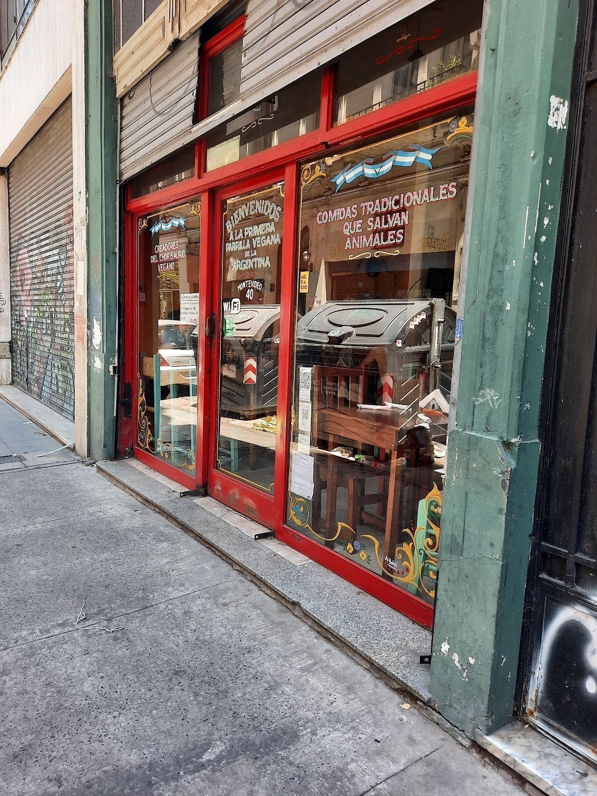 <span class="translation_missing" title="translation missing: en.meta.location_title, location_name: La Reverde parrillita vegana, city: Buenos Aires">Location Title</span>