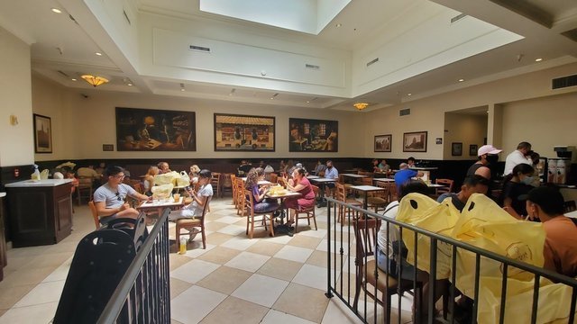 Porto's Bakery and Cafe