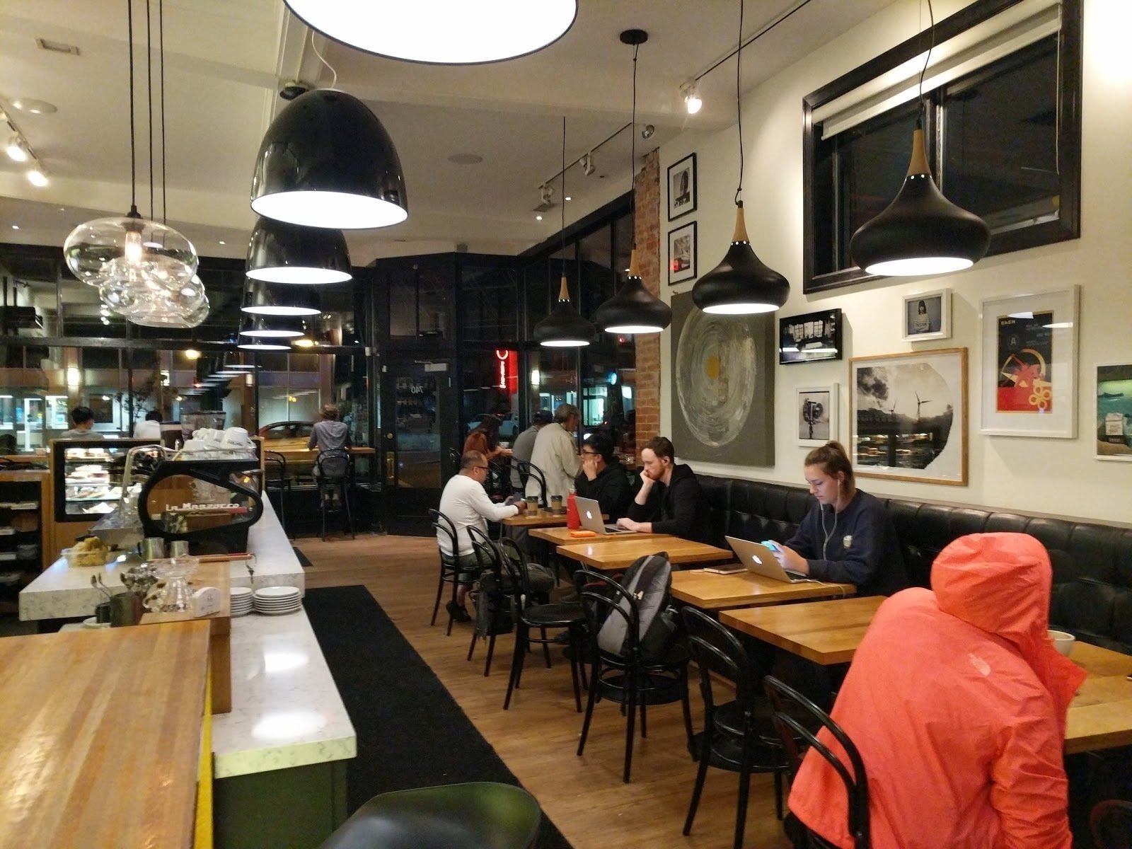 <span class="translation_missing" title="translation missing: en.meta.location_title, location_name: Analog Coffee, city: Calgary">Location Title</span>