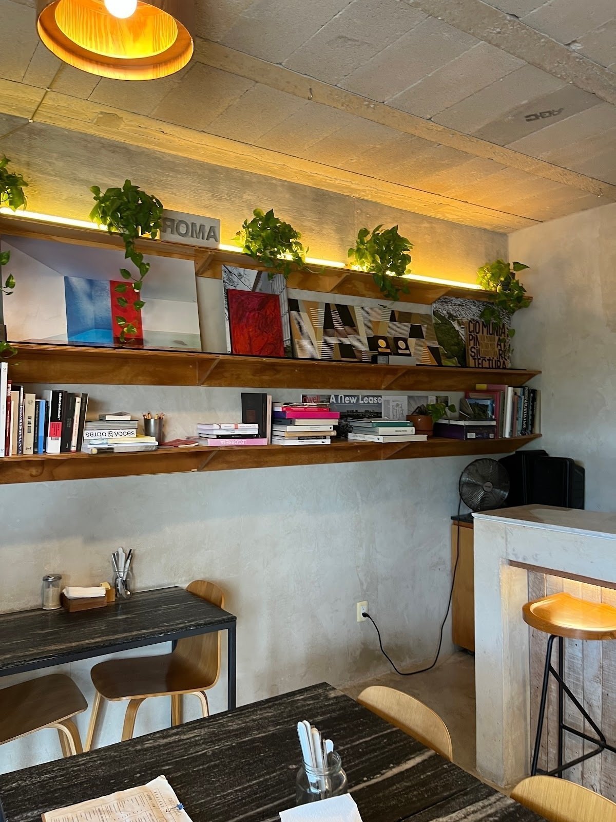 <span class="translation_missing" title="translation missing: en.meta.location_title, location_name: CAFE DONCELES, city: Cancun">Location Title</span>