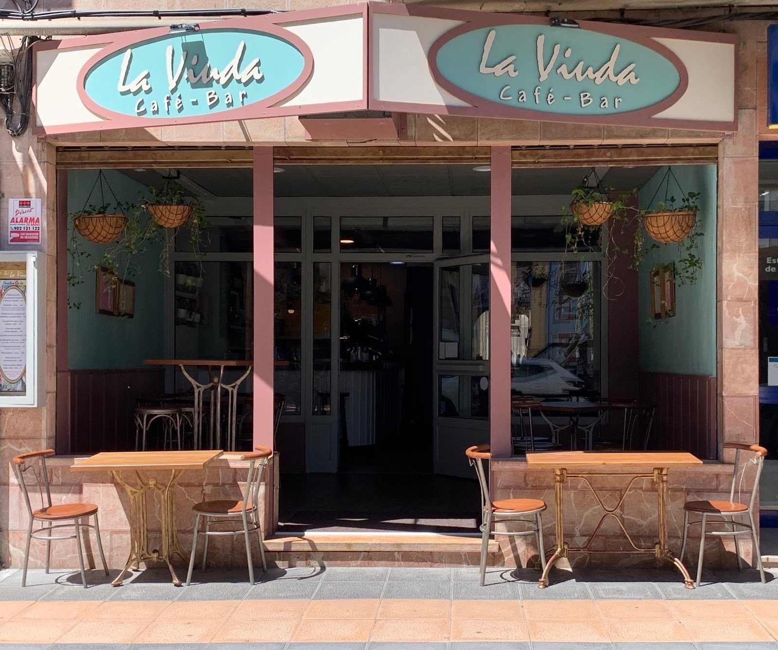 <span class="translation_missing" title="translation missing: en.meta.location_title, location_name: &quot;La Viuda&quot; Café-Bar, city: Cangas de Onís">Location Title</span>