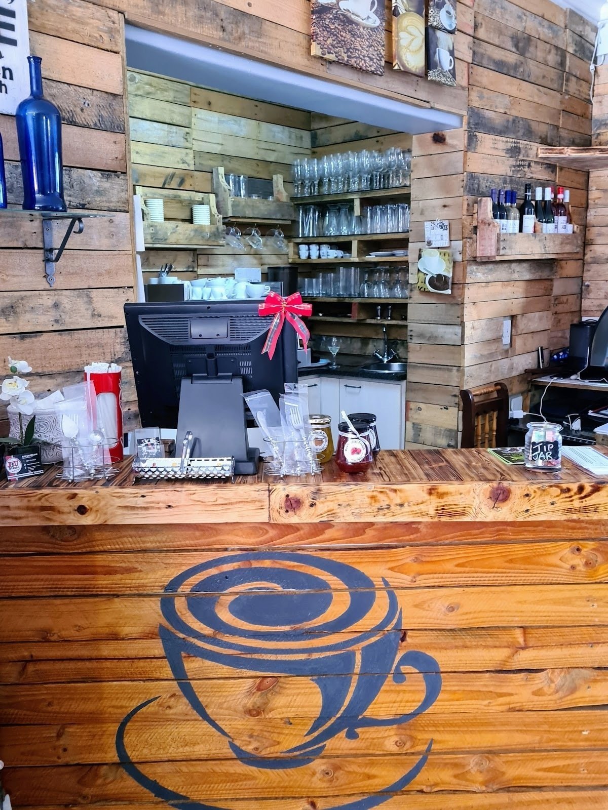 <span class="translation_missing" title="translation missing: en.meta.location_title, location_name: Maddi&#39;s Cafe Brackenfell, city: Cape Town">Location Title</span>