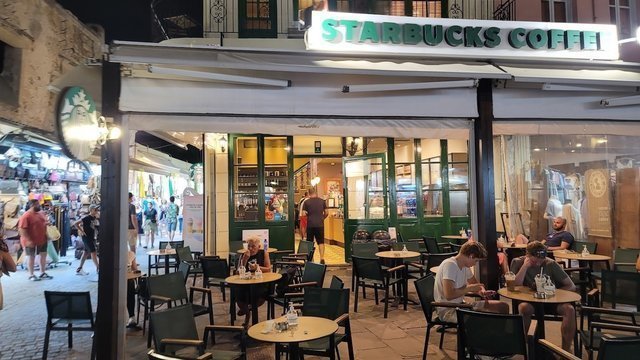 Starbucks @ Pl. El. Venizelou