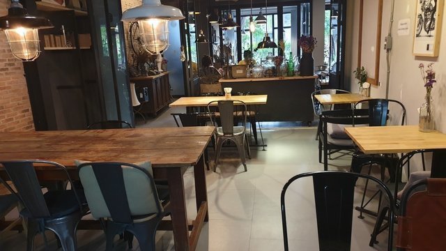Ombra Caffe