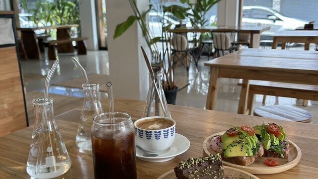 the butterfly effect - organic cafe