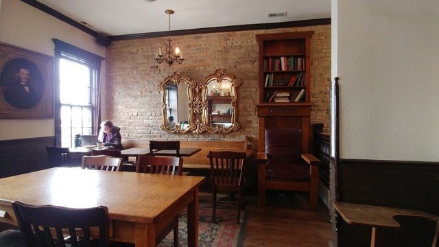 Bourgeois Pig Cafe
