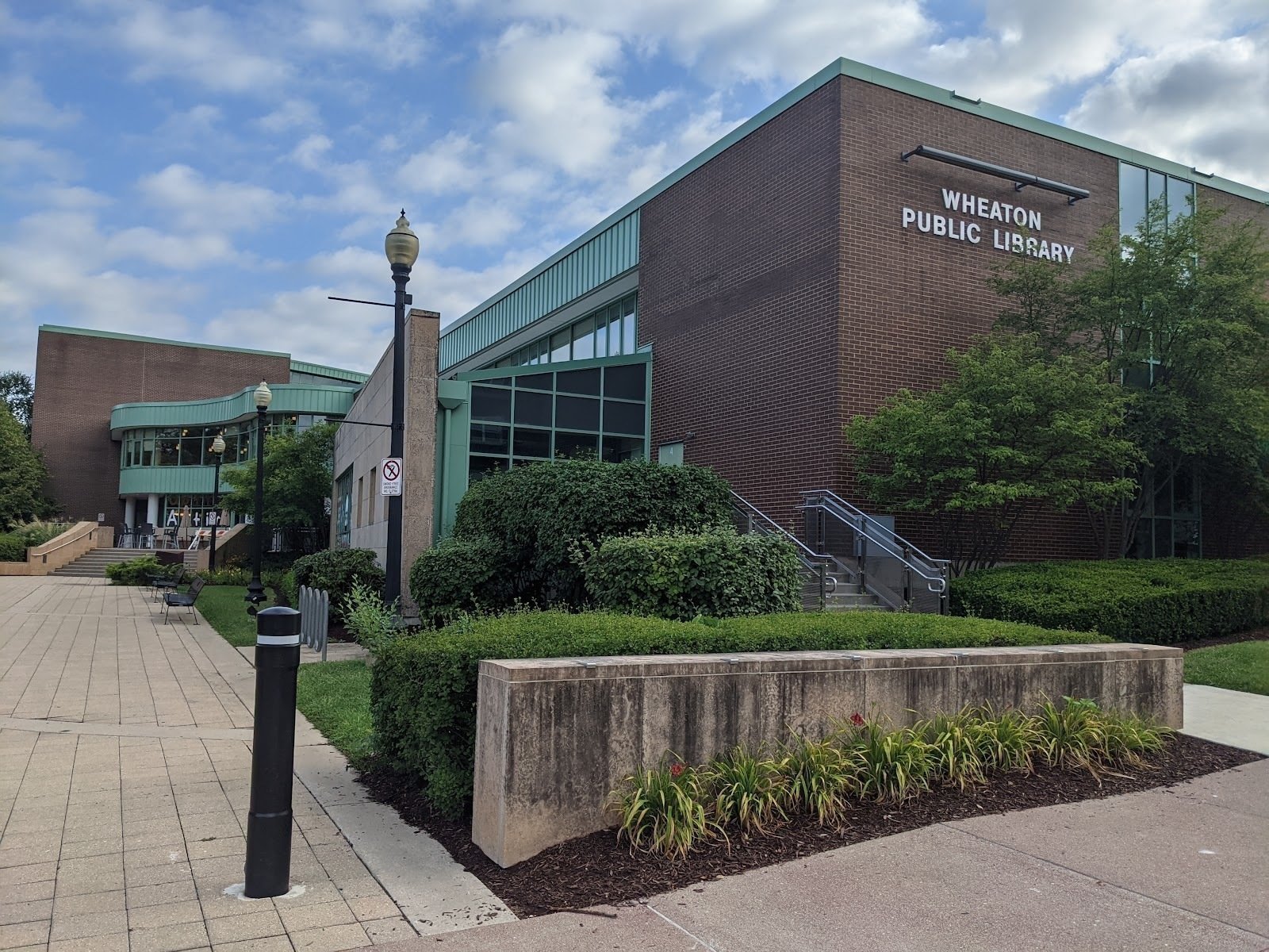 <span class="translation_missing" title="translation missing: en.meta.location_title, location_name: Wheaton Public Library, city: Chicago">Location Title</span>