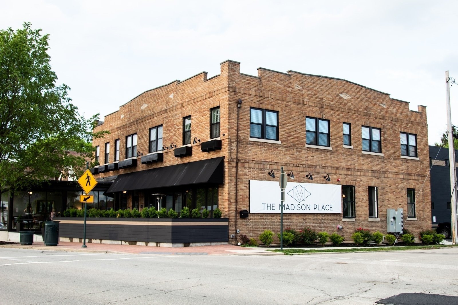 <span class="translation_missing" title="translation missing: en.meta.location_title, location_name: The Madison Place, city: Cincinnati">Location Title</span>