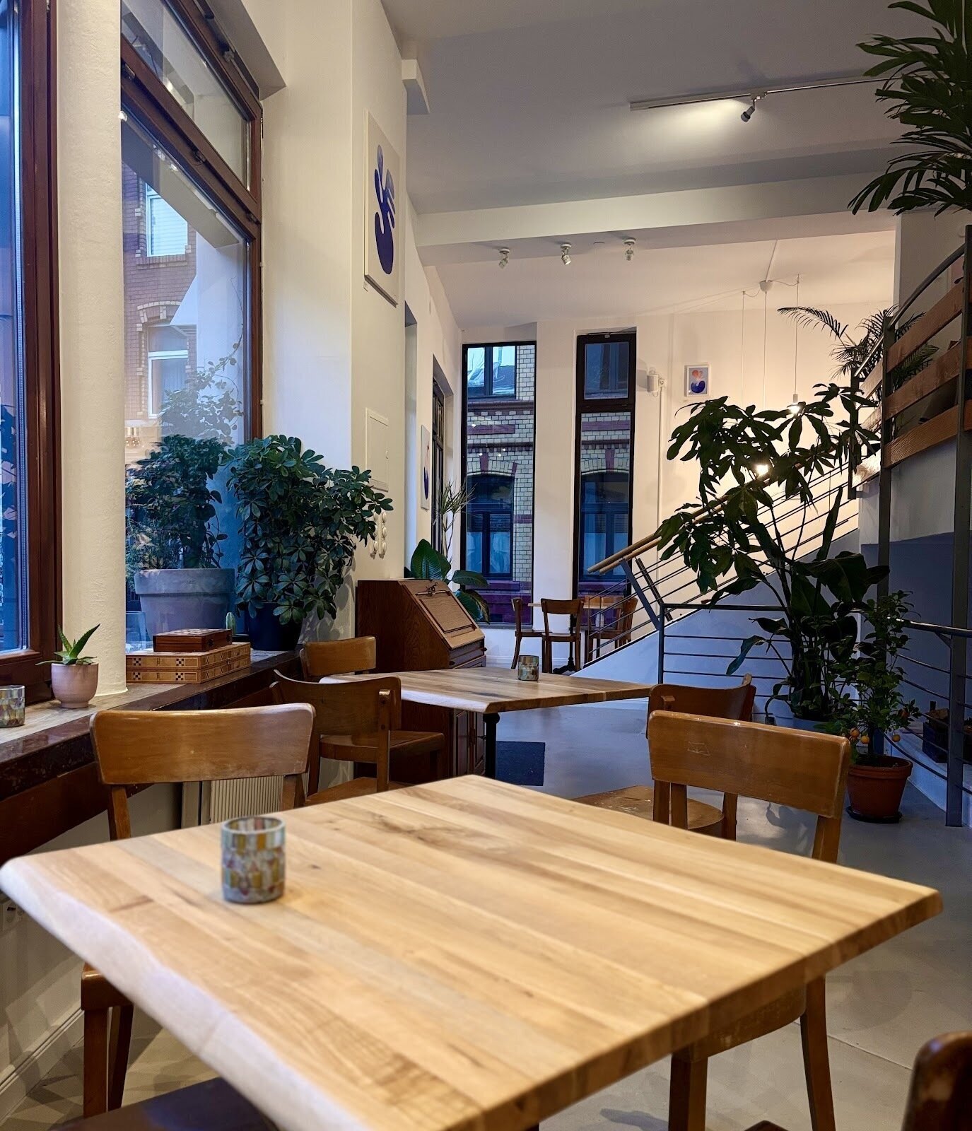 <span class="translation_missing" title="translation missing: en.meta.location_title, location_name: AYNI em Stüverhoff, city: Cologne">Location Title</span>