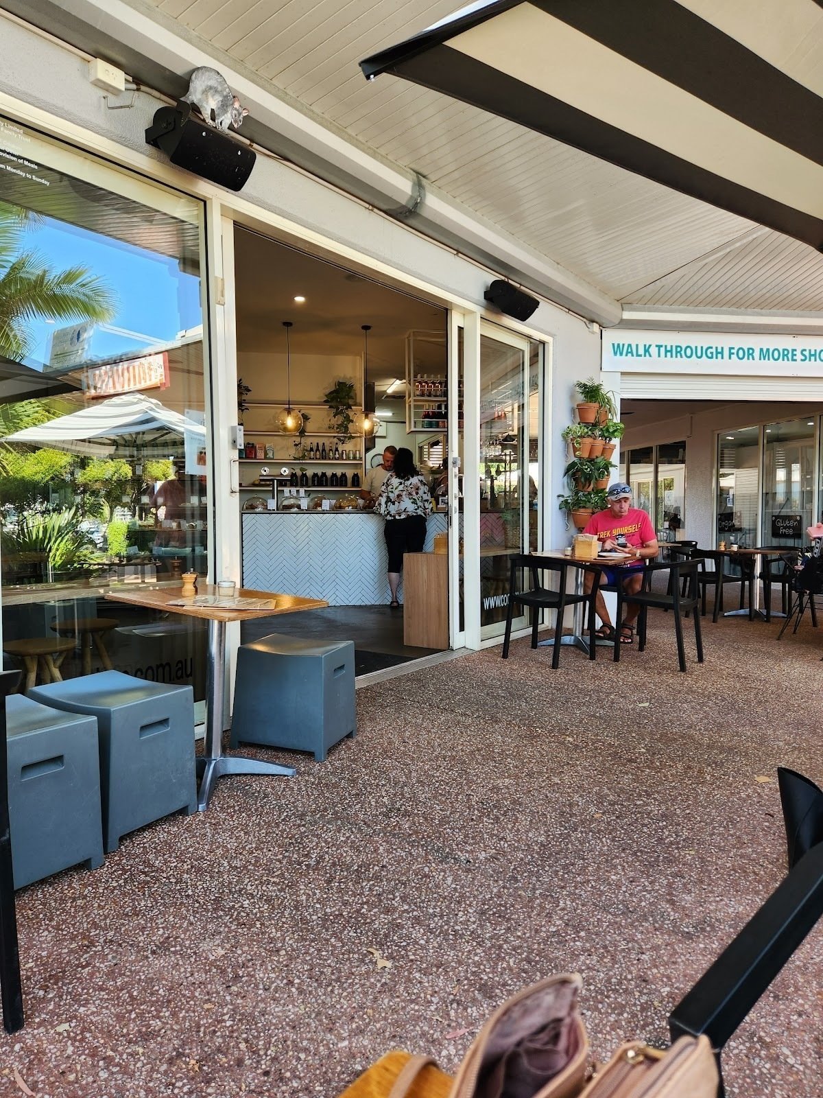 <span class="translation_missing" title="translation missing: en.meta.location_title, location_name: The Caf Coolum, city: Coolum Beach">Location Title</span>
