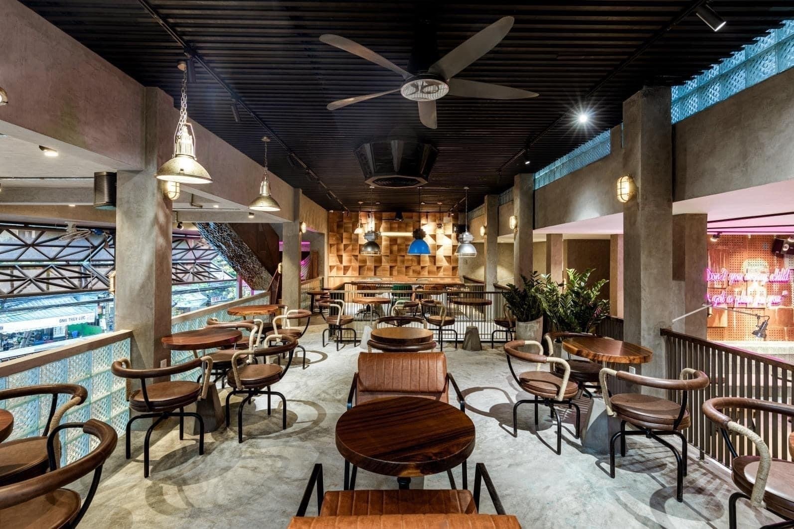 <span class="translation_missing" title="translation missing: en.meta.location_title, location_name: THE POWERHOUSE LEGACY COFFEE &amp; MORE, city: Da Nang">Location Title</span>