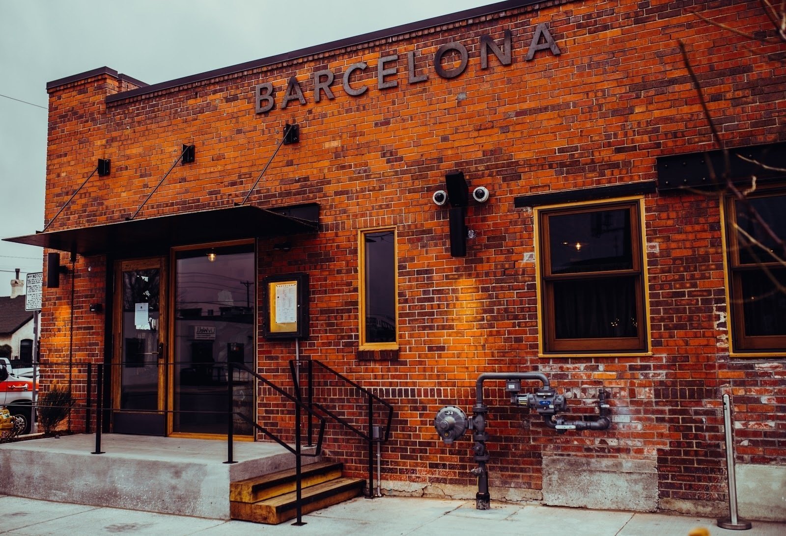<span class="translation_missing" title="translation missing: en.meta.location_title, location_name: Barcelona Wine Bar, city: Denver">Location Title</span>