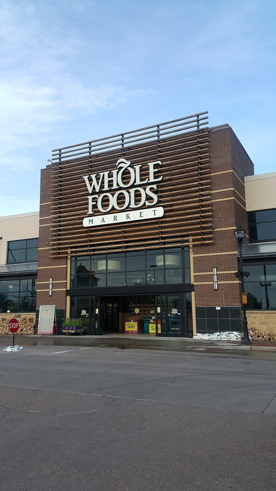 <span class="translation_missing" title="translation missing: en.meta.location_title, location_name: Whole Foods Market (SouthGlenn), city: Denver">Location Title</span>