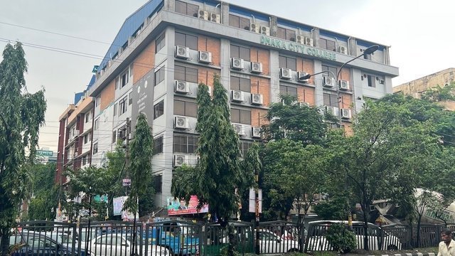 Dhaka City College