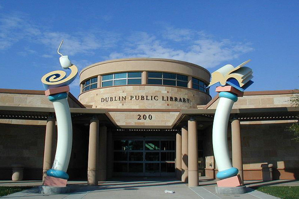<span class="translation_missing" title="translation missing: en.meta.location_title, location_name: Dublin Library, city: Dublin (East Bay)">Location Title</span>