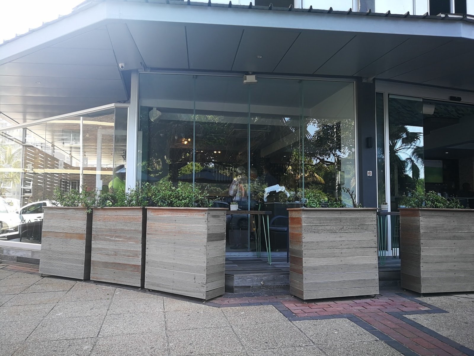 <span class="translation_missing" title="translation missing: en.meta.location_title, location_name: Cafe Jiran, city: Durban">Location Title</span>