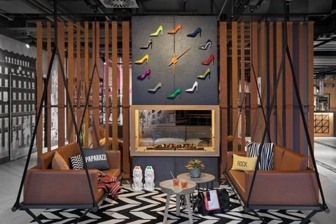 <span class="translation_missing" title="translation missing: en.meta.location_title, location_name: Moxy Duesseldorf City, city: Düsseldorf">Location Title</span>