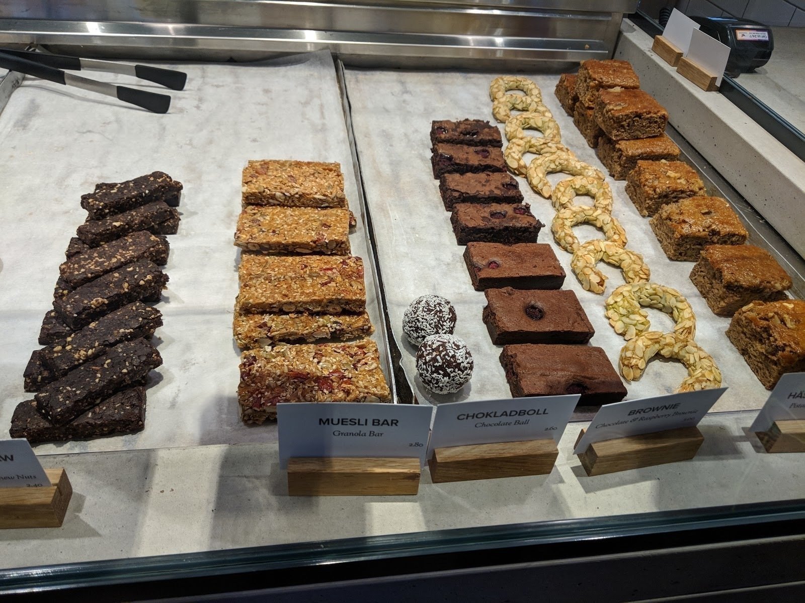 <span class="translation_missing" title="translation missing: en.meta.location_title, location_name: Söderberg Bakery Shop, city: Edinburgh">Location Title</span>