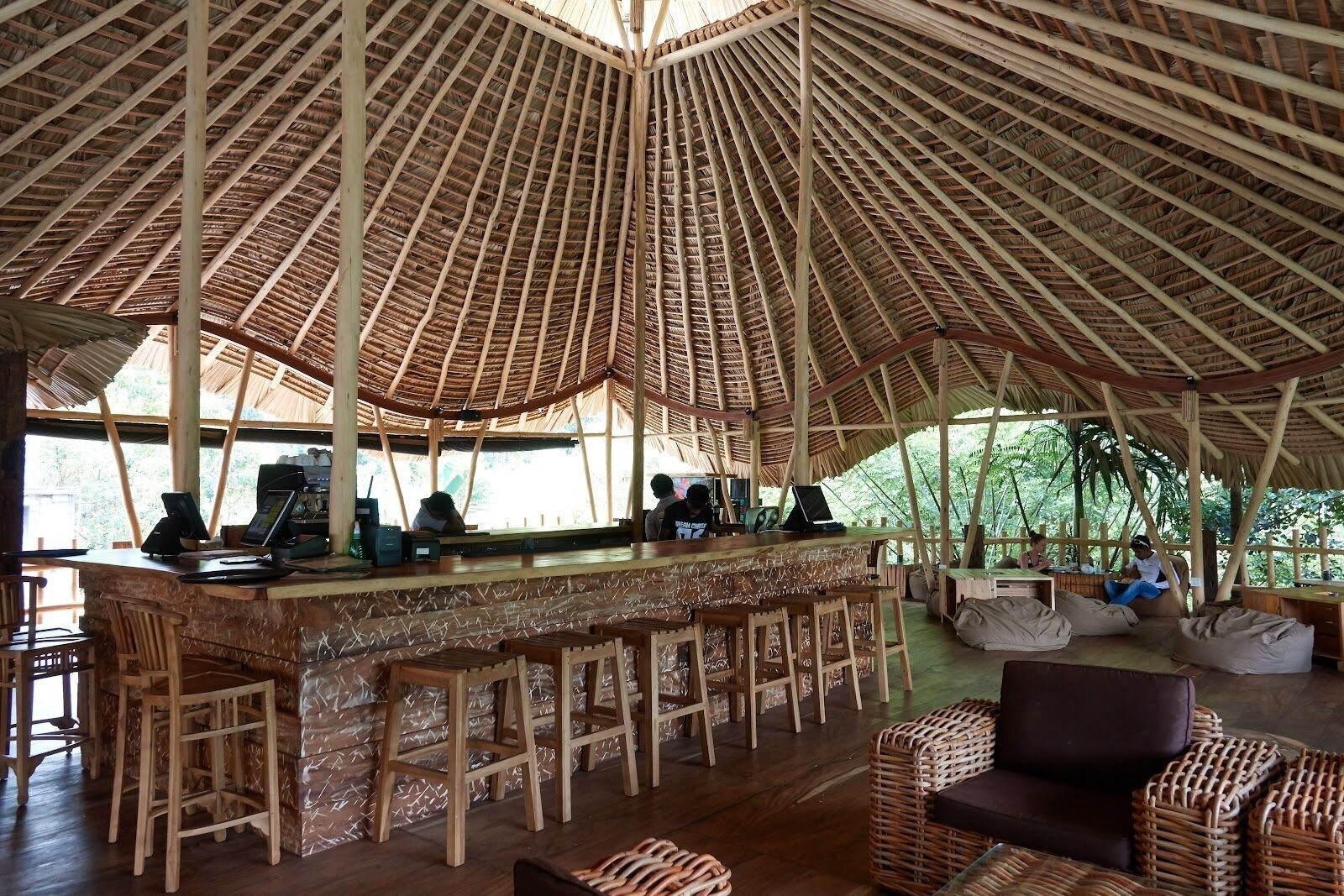 <span class="translation_missing" title="translation missing: en.meta.location_title, location_name: Cafe Chill, city: Ella">Location Title</span>