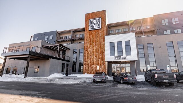 Brewhalla - Market / Events / Hotel