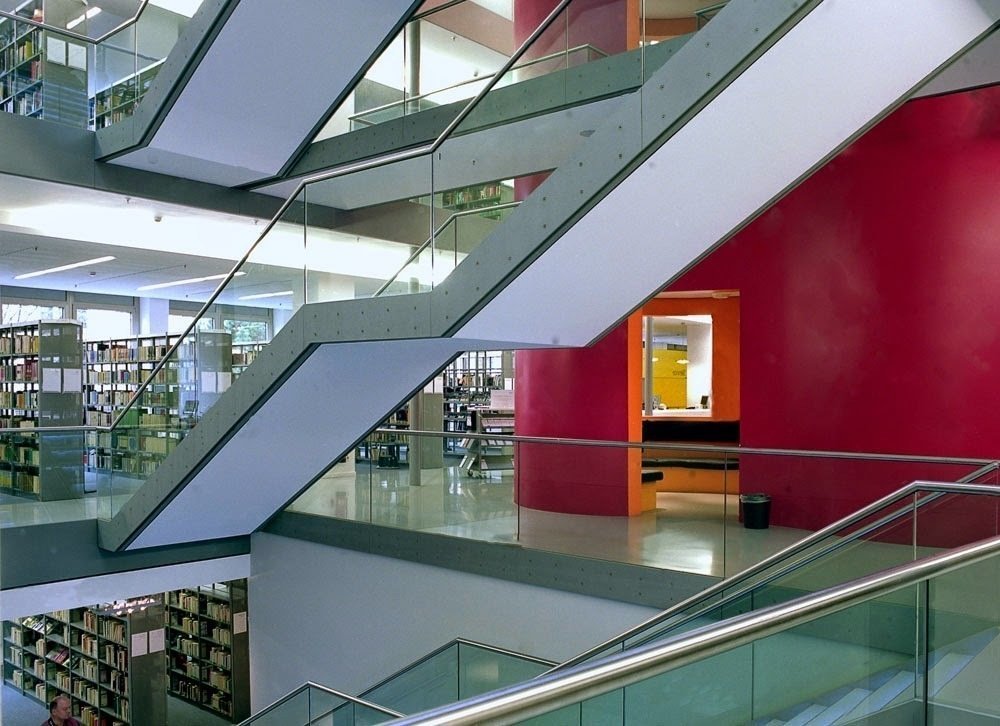 <span class="translation_missing" title="translation missing: en.meta.location_title, location_name: Stadtbücherei Frankfurt - Zentralbibliothek, city: Frankfurt">Location Title</span>