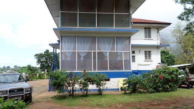Oasis Juice Bar & Guesthouse