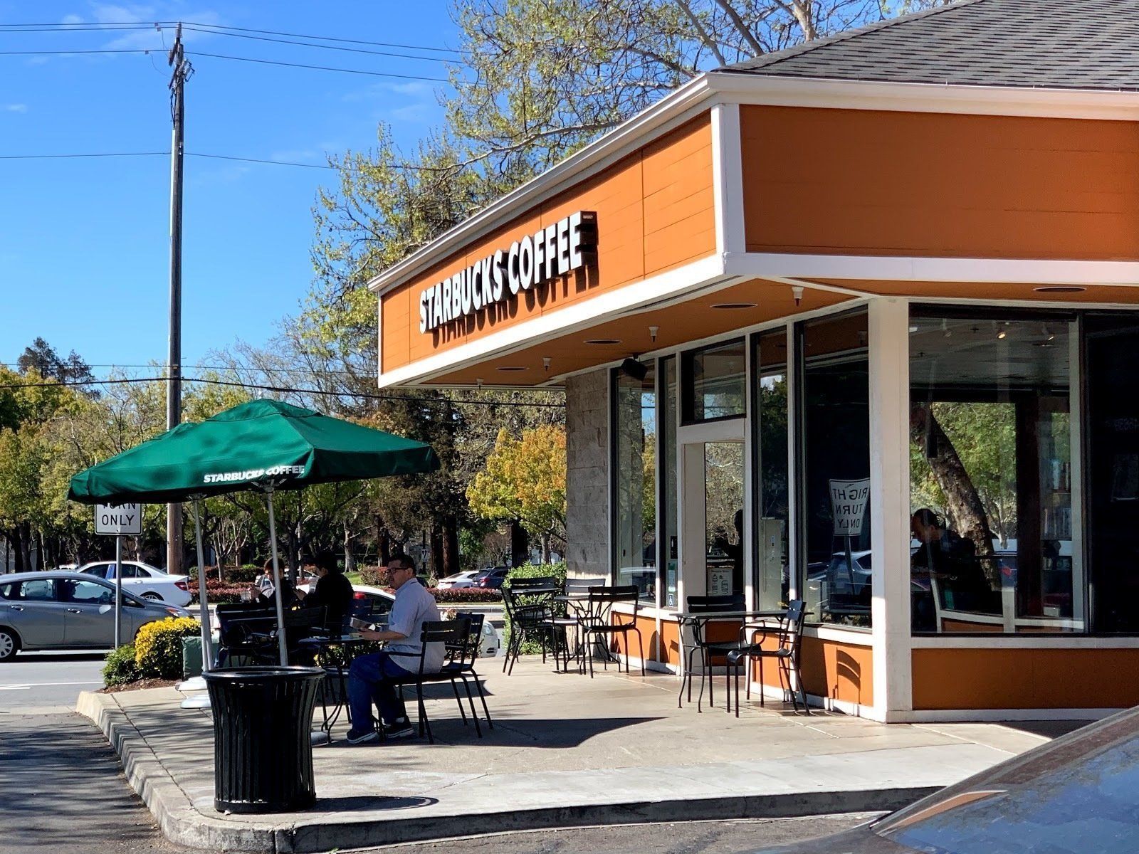 <span class="translation_missing" title="translation missing: en.meta.location_title, location_name: Starbucks @ Mission Blvd, city: Fremont">Location Title</span>