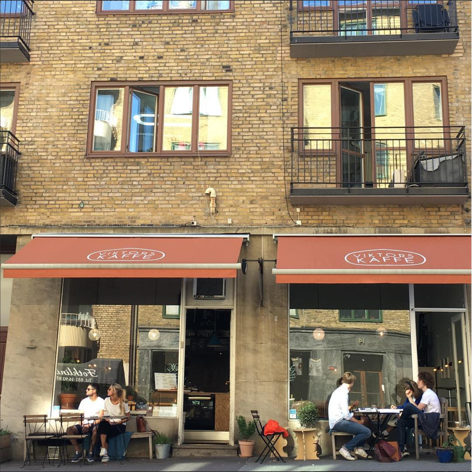 <span class="translation_missing" title="translation missing: en.meta.location_title, location_name: Viktors Kaffe, city: Gothenburg">Location Title</span>