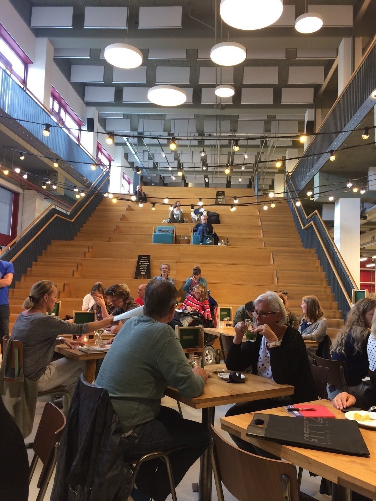 <span class="translation_missing" title="translation missing: en.meta.location_title, location_name: Chocolate Factory Library Gouda, city: Gouda">Location Title</span>