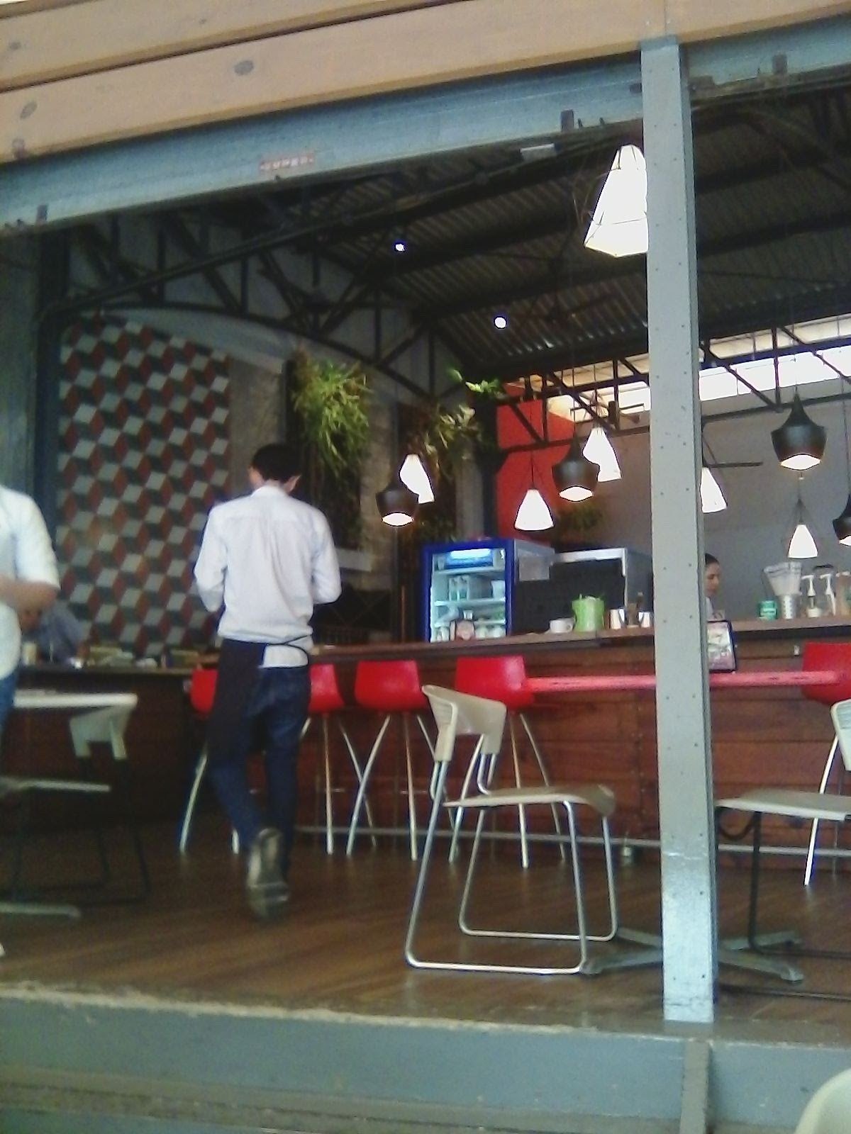 <span class="translation_missing" title="translation missing: en.meta.location_title, location_name: Barra Café Coffee, city: Guadalajara">Location Title</span>
