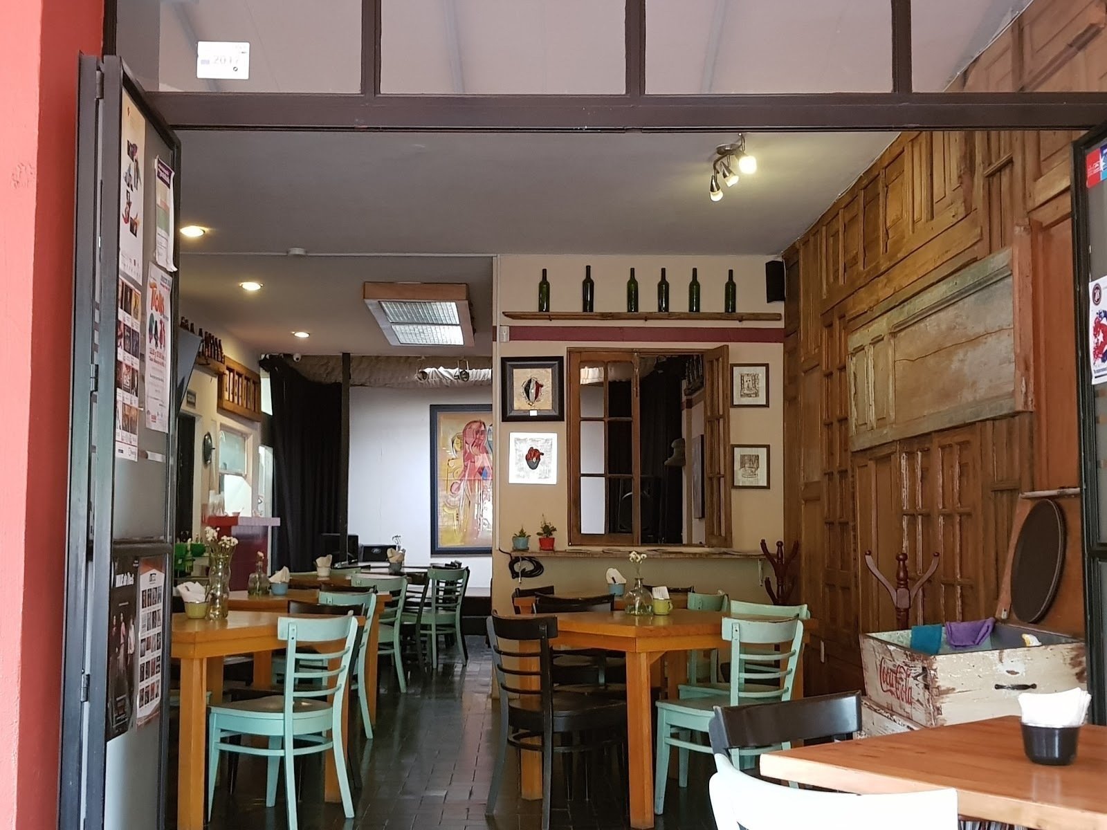 <span class="translation_missing" title="translation missing: en.meta.location_title, location_name: Café 48, city: Guadalajara">Location Title</span>