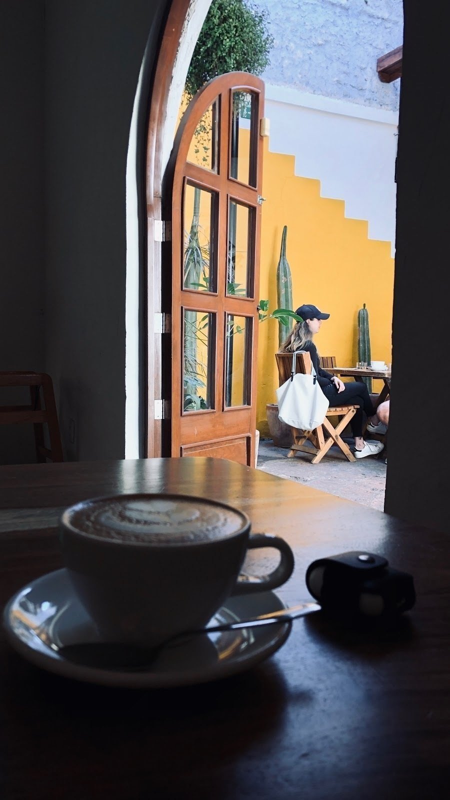 <span class="translation_missing" title="translation missing: en.meta.location_title, location_name: Fitzroy Espresso Bar, city: Guadalajara">Location Title</span>