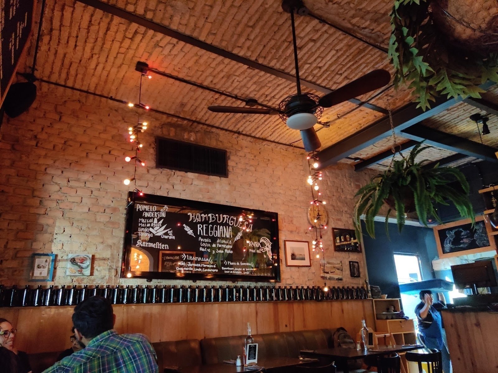 <span class="translation_missing" title="translation missing: en.meta.location_title, location_name: Gaspar, city: Guadalajara">Location Title</span>