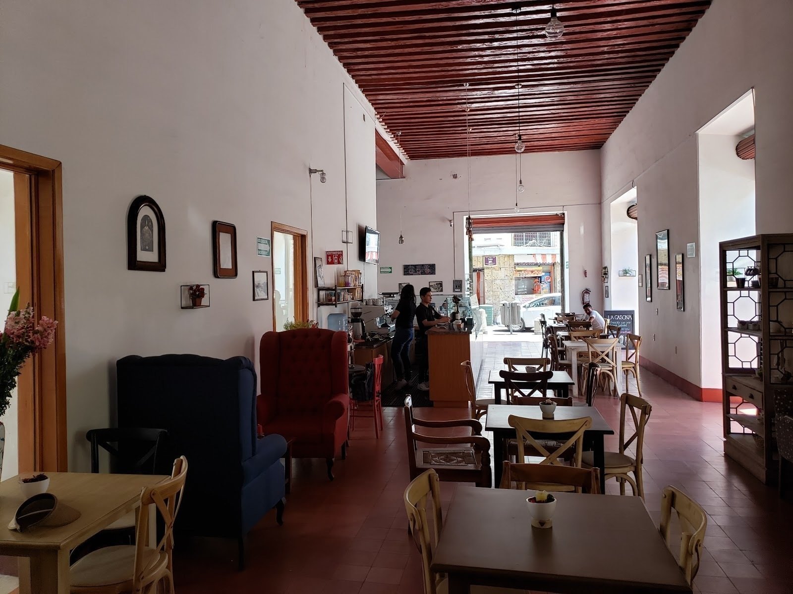 <span class="translation_missing" title="translation missing: en.meta.location_title, location_name: La Casona Cafetería &amp; Reposteria, city: Guadalajara">Location Title</span>