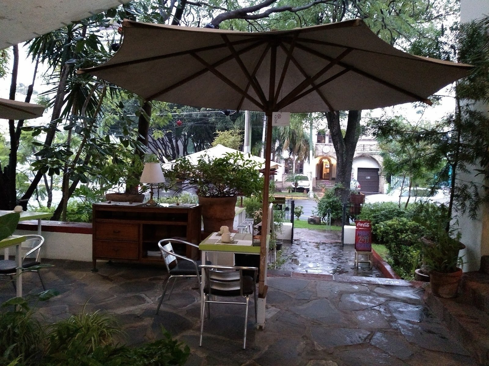 <span class="translation_missing" title="translation missing: en.meta.location_title, location_name: Los Arrayanes Café, city: Guadalajara">Location Title</span>