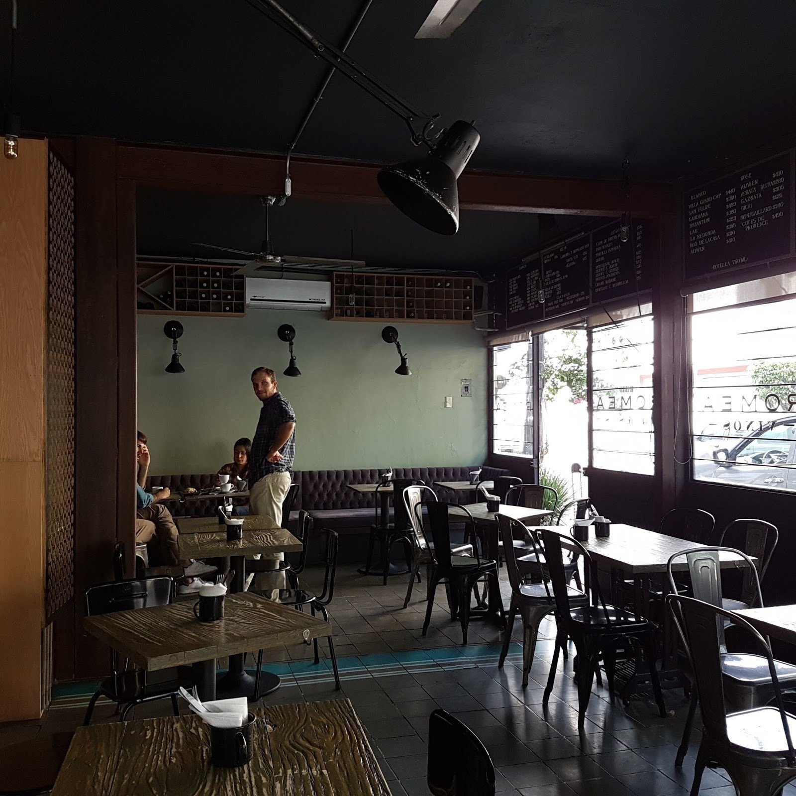 <span class="translation_missing" title="translation missing: en.meta.location_title, location_name: Romea, city: Guadalajara">Location Title</span>