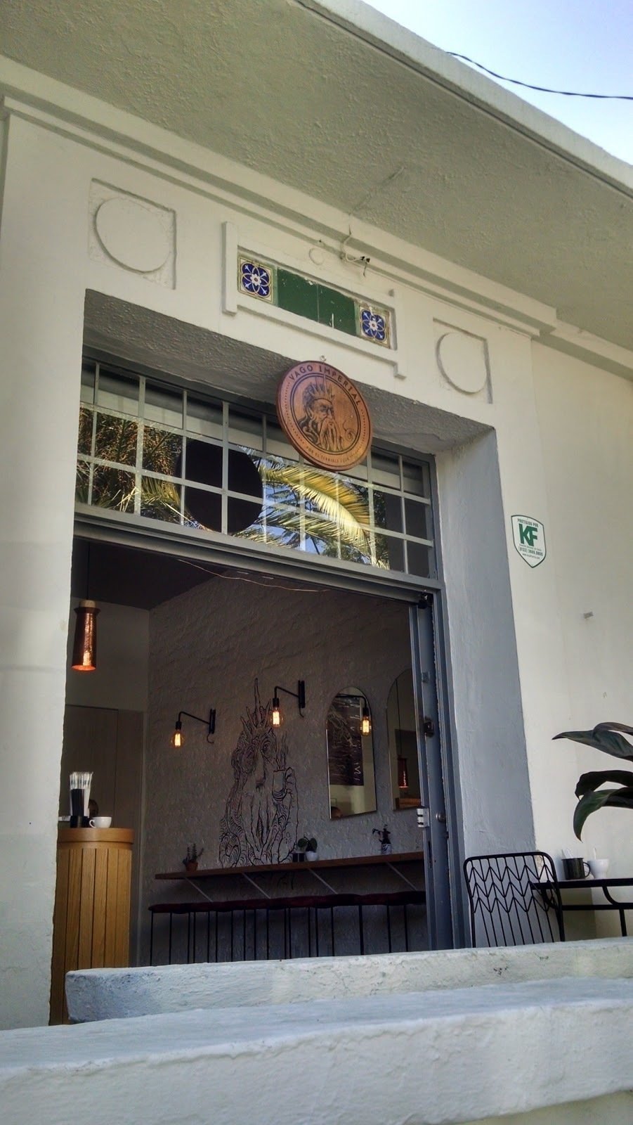 <span class="translation_missing" title="translation missing: en.meta.location_title, location_name: Vago Imperial Café, city: Guadalajara">Location Title</span>