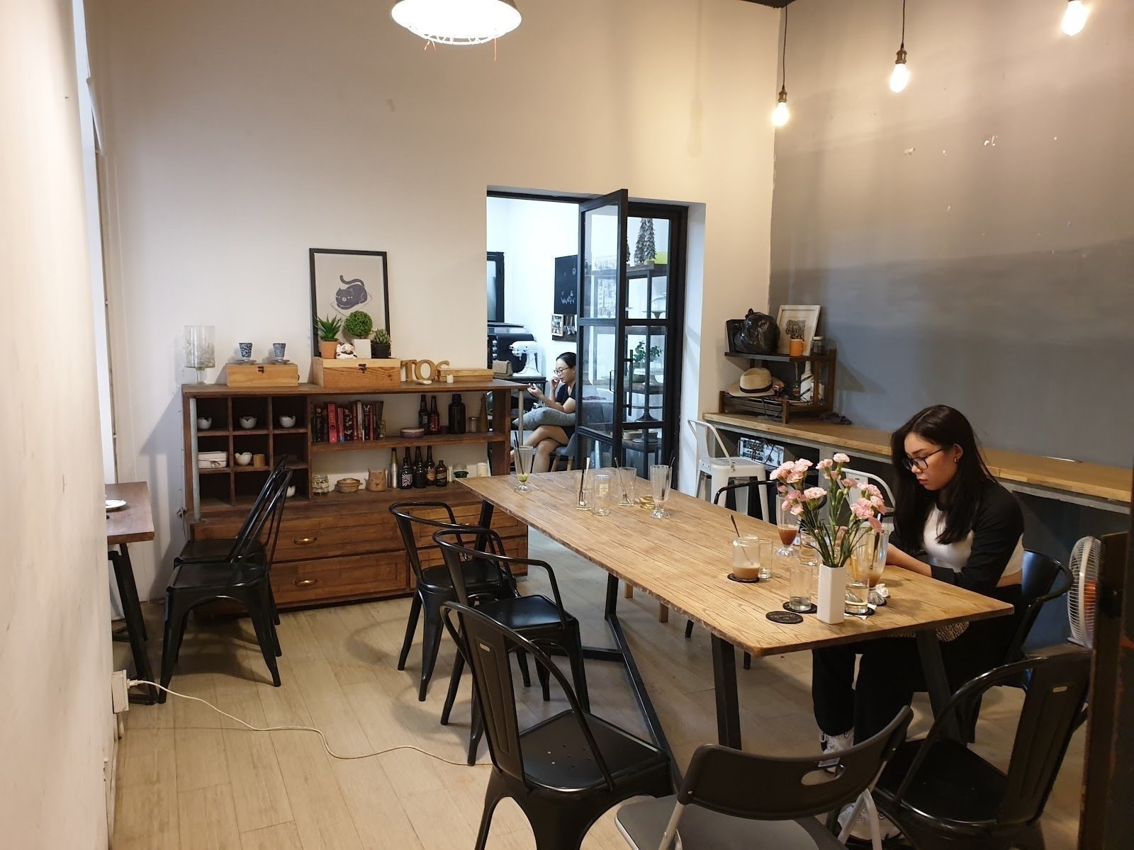 <span class="translation_missing" title="translation missing: en.meta.location_title, location_name: The Open Space, city: Ho Chi Minh City">Location Title</span>