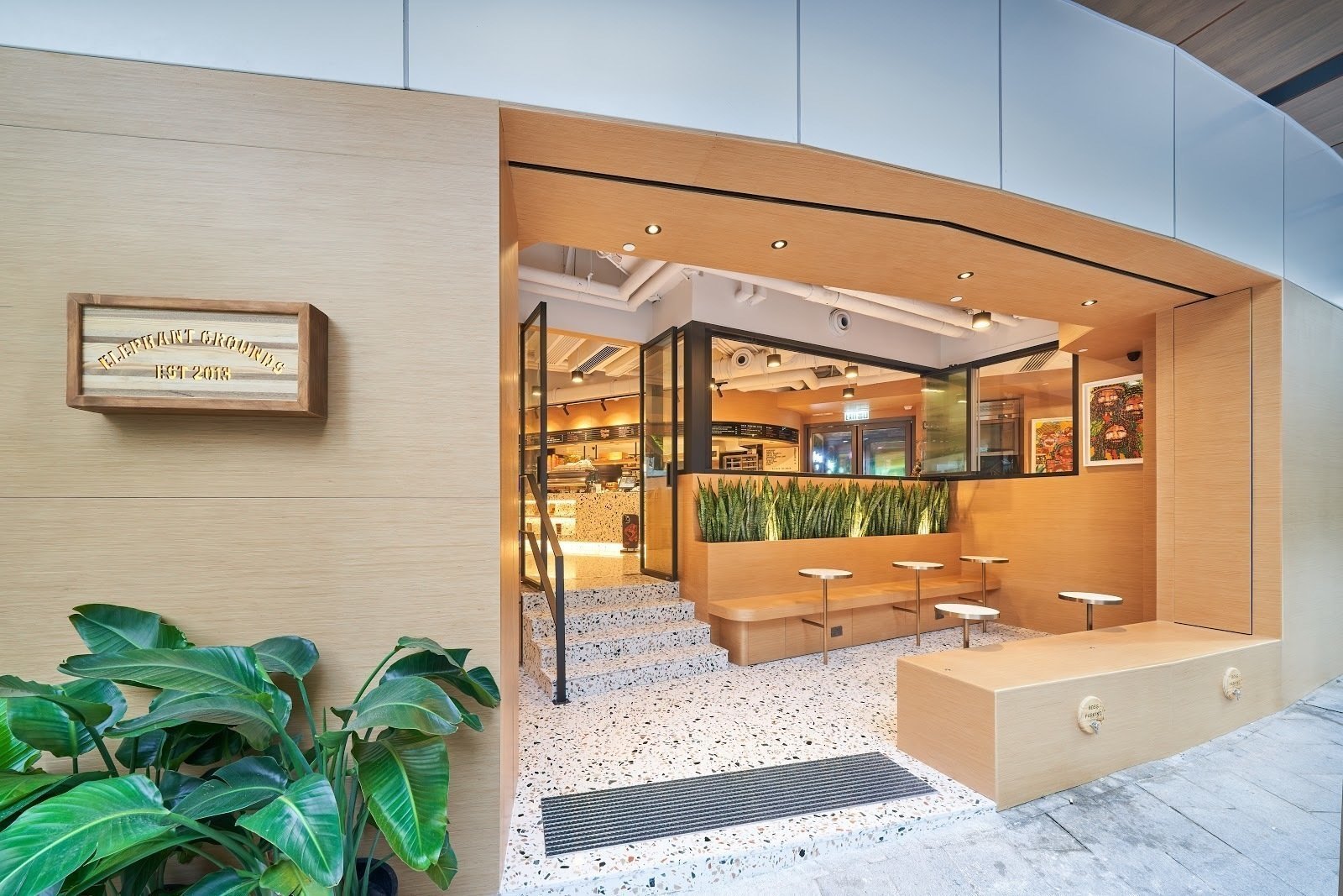 <span class="translation_missing" title="translation missing: en.meta.location_title, location_name: Elephant Grounds Roastery, city: Hong Kong">Location Title</span>