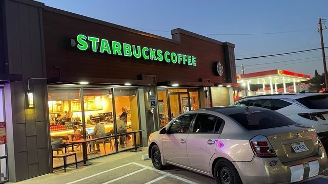 Starbucks @ 6600 S Rice Ave
