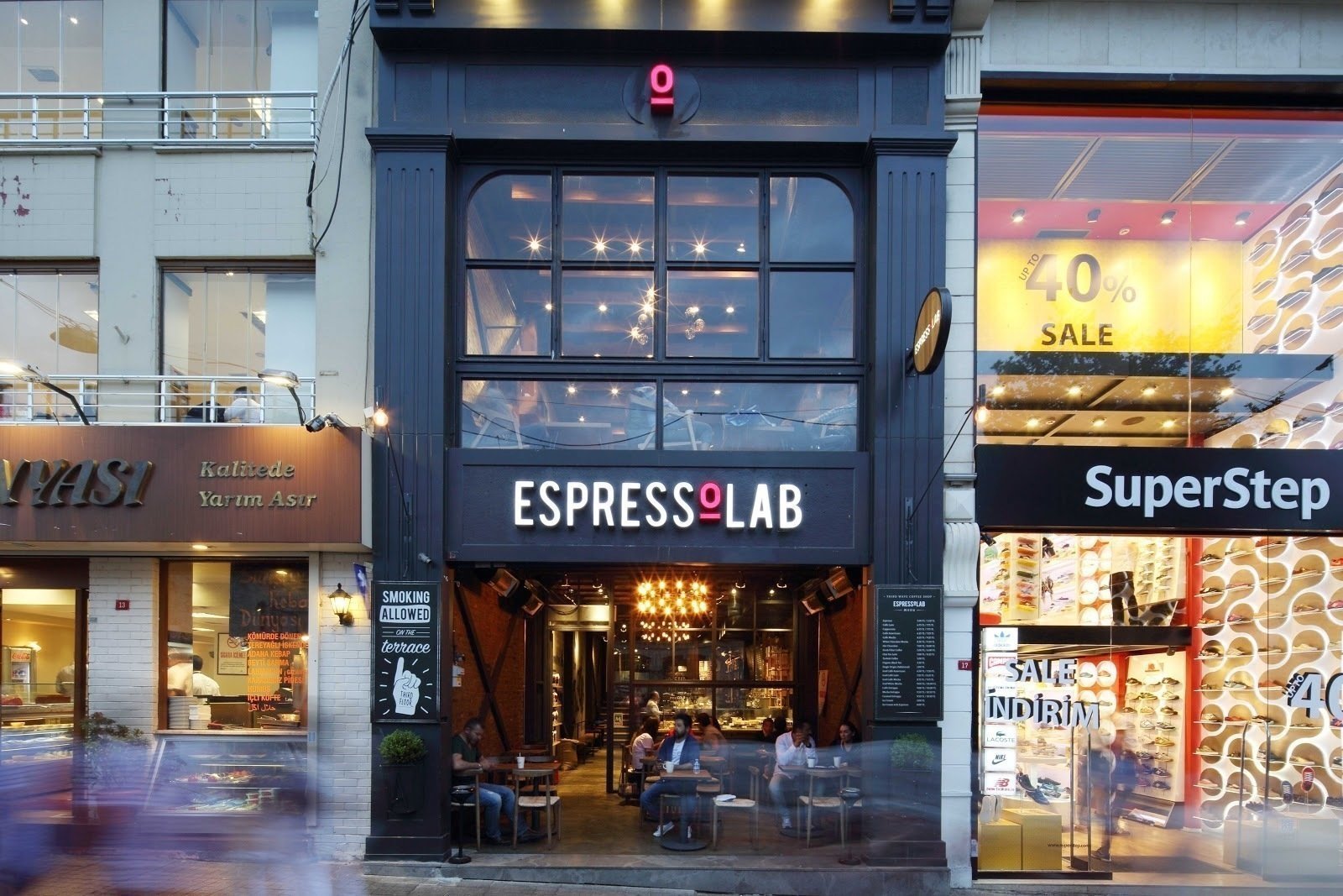 <span class="translation_missing" title="translation missing: en.meta.location_title, location_name: Espressolab Taksim, city: Istanbul">Location Title</span>