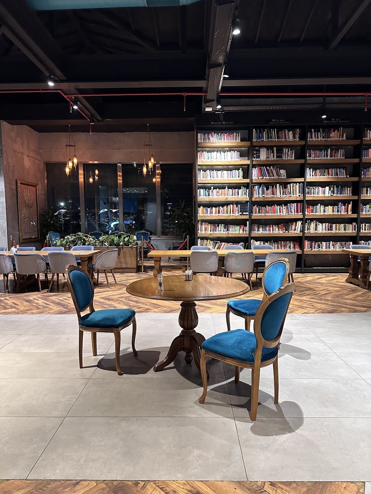 <span class="translation_missing" title="translation missing: en.meta.location_title, location_name: Nevmekan Sahil, city: Istanbul">Location Title</span>