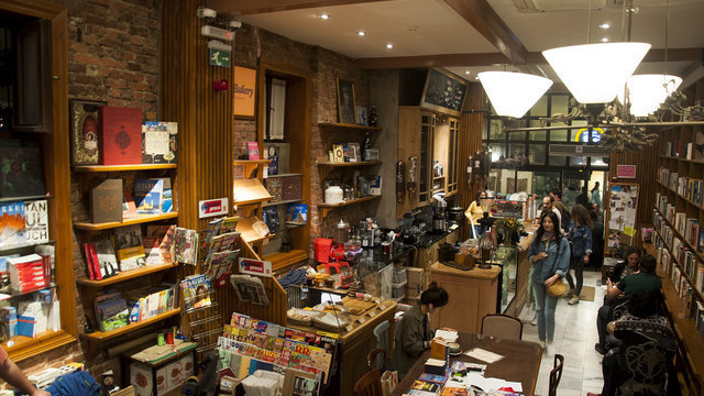 Turkish-German Bookstore & Cafe