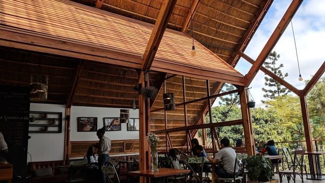 Endiro Coffee @ Muyenga Tank Hill