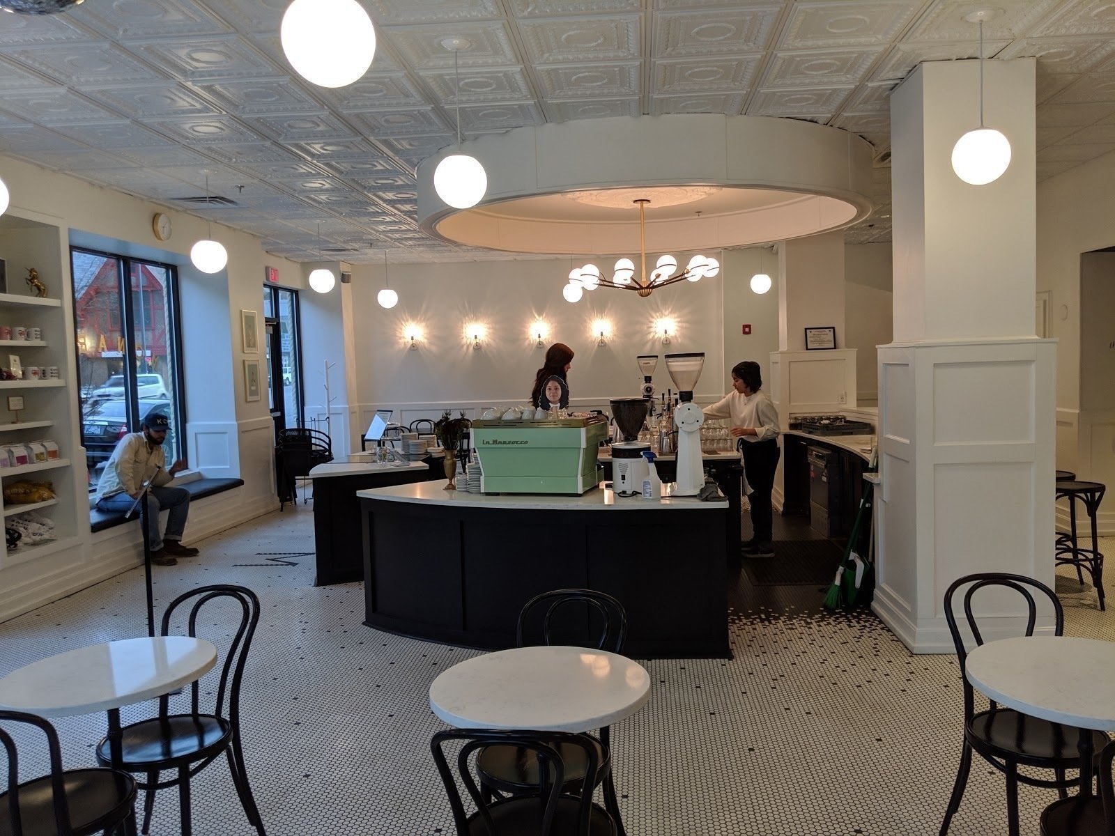 <span class="translation_missing" title="translation missing: en.meta.location_title, location_name: Monarch Coffee, city: Kansas City">Location Title</span>