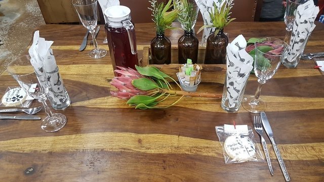 Toeka tot Nou Cafe