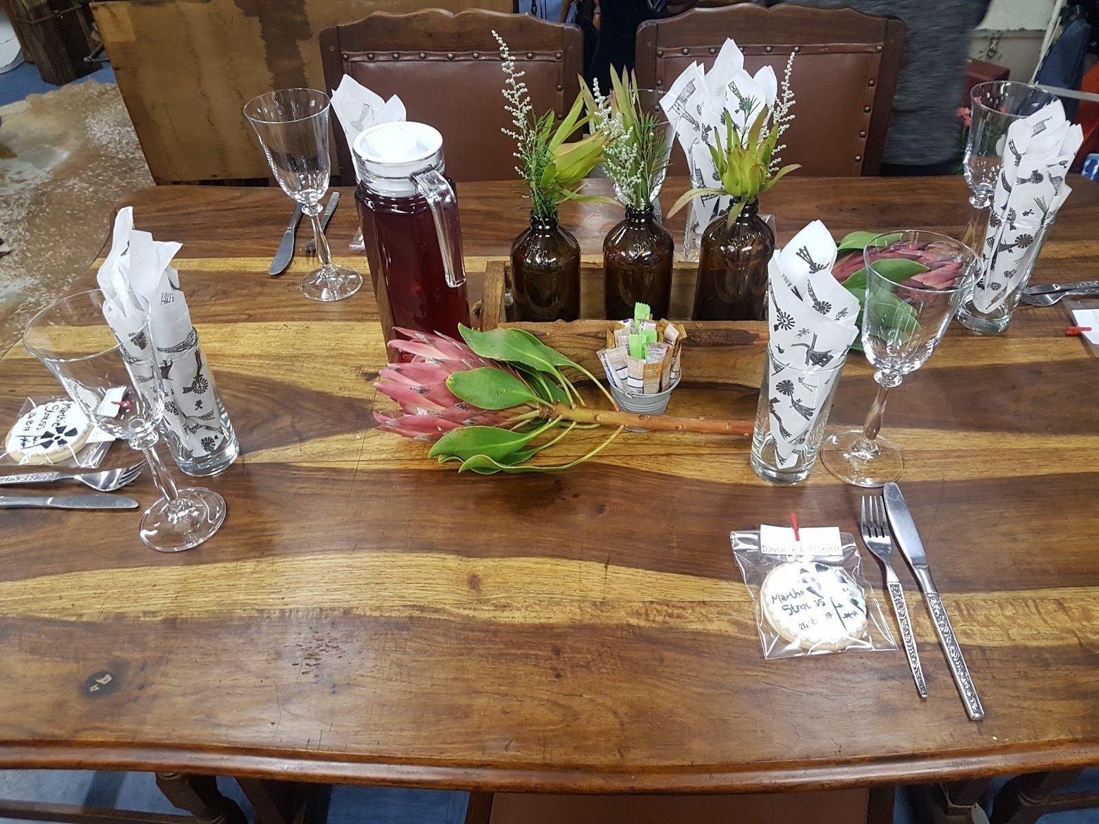 <span class="translation_missing" title="translation missing: en.meta.location_title, location_name: Toeka tot Nou Cafe, city: Kimberley">Location Title</span>